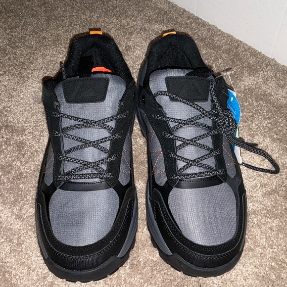 Ozark Trail Other - Ozark Trail M OT Waterproof Hike Low Black NWT Men’s 9.5